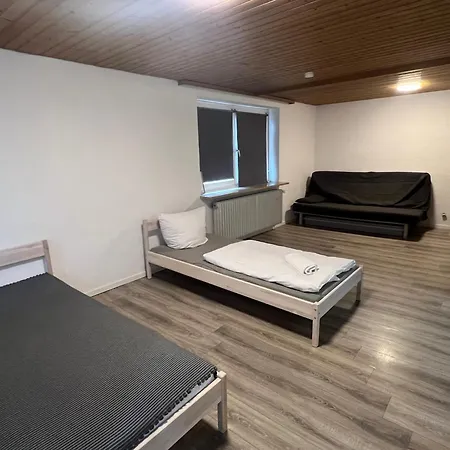 民宿 Basic Monteurzimmer Work & 肯普滕