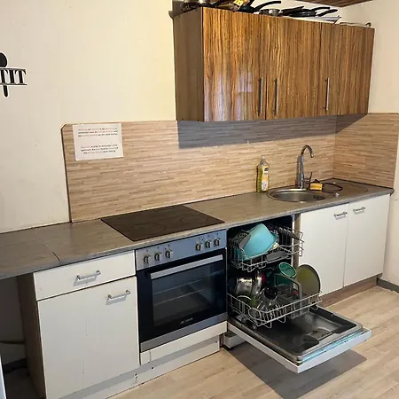 民宿 Basic Monteurzimmer Work & 肯普滕