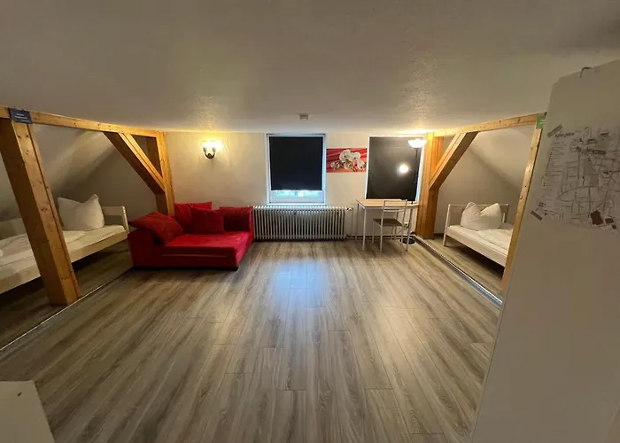 Basic Monteurzimmer Work & Habitación en casa particular *