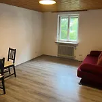 ホームステイ Basic Monteurzimmer Work & *