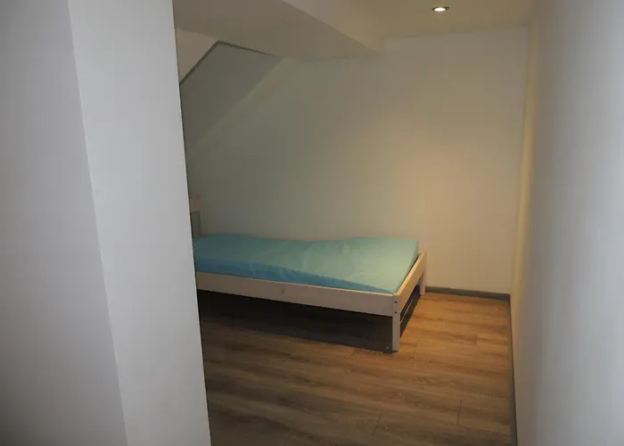 Rum i privatbostad Basic Monteurzimmer Work &